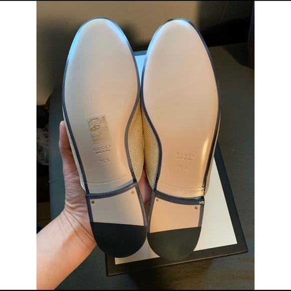 *SOLD* GUCCI SLIDES - Picture 2 of 6